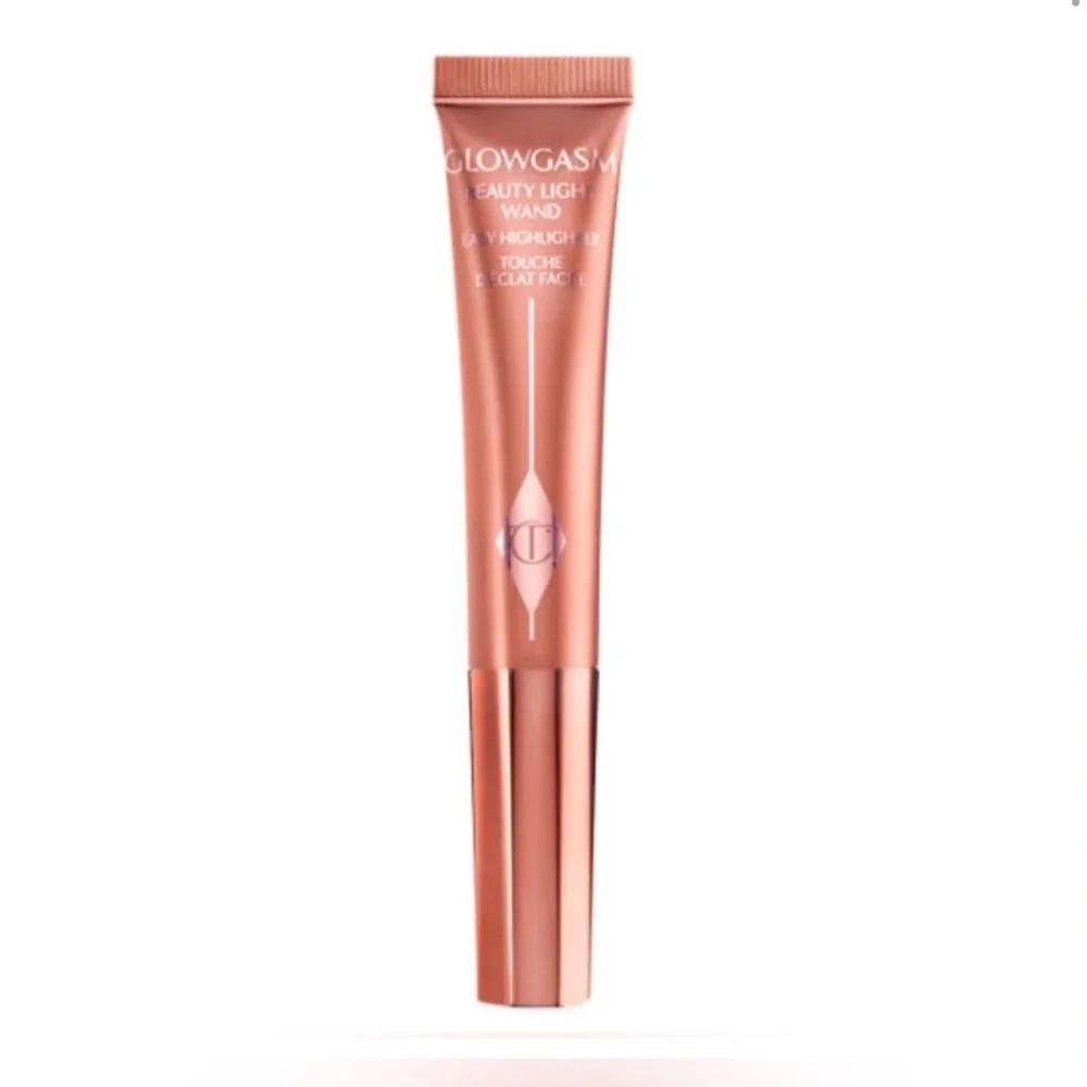 New! Charlotte Tilbury BEAUTY LIGHT WAND in PINKGASM